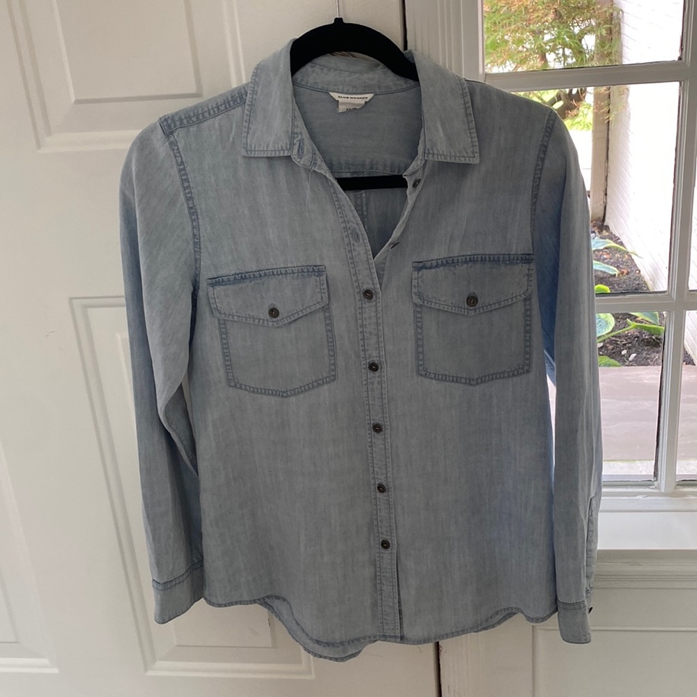 Club Monaco jean shirt
